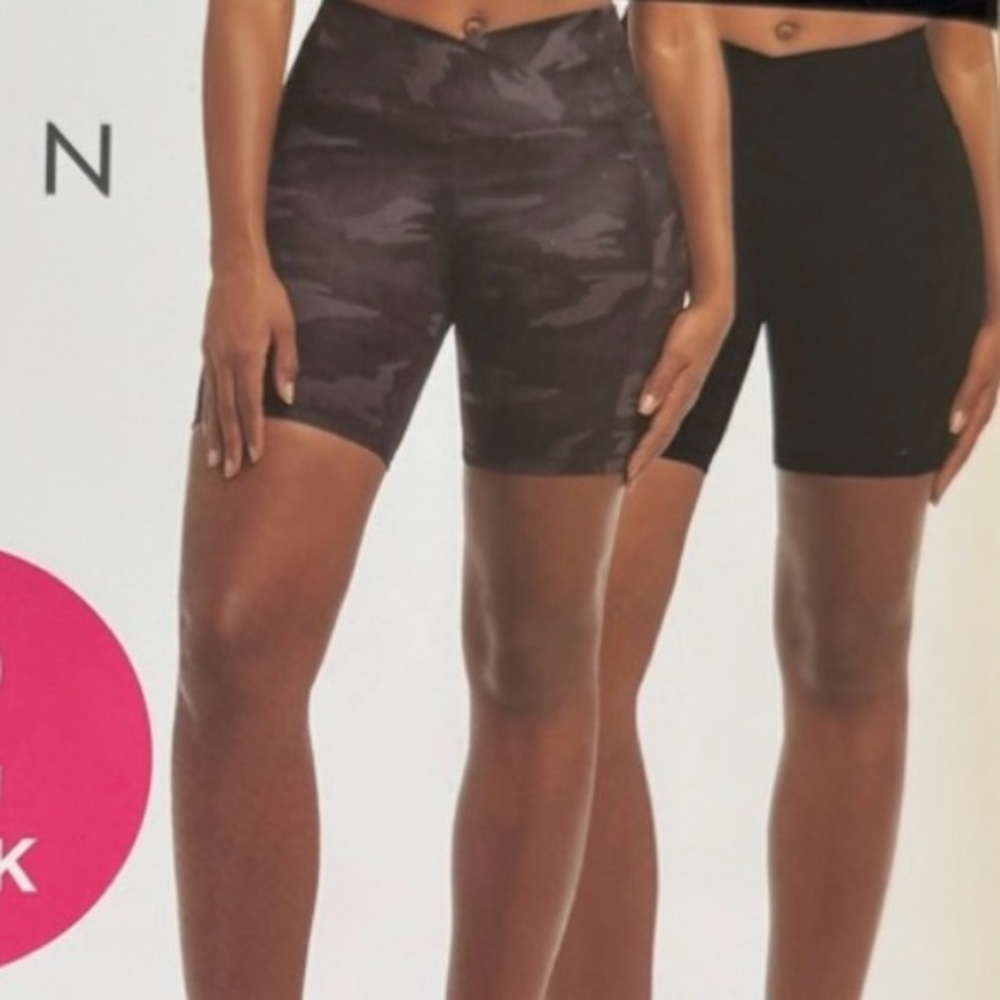 NWT Danskin Women’s Bike Short 2-Pack Black Camo